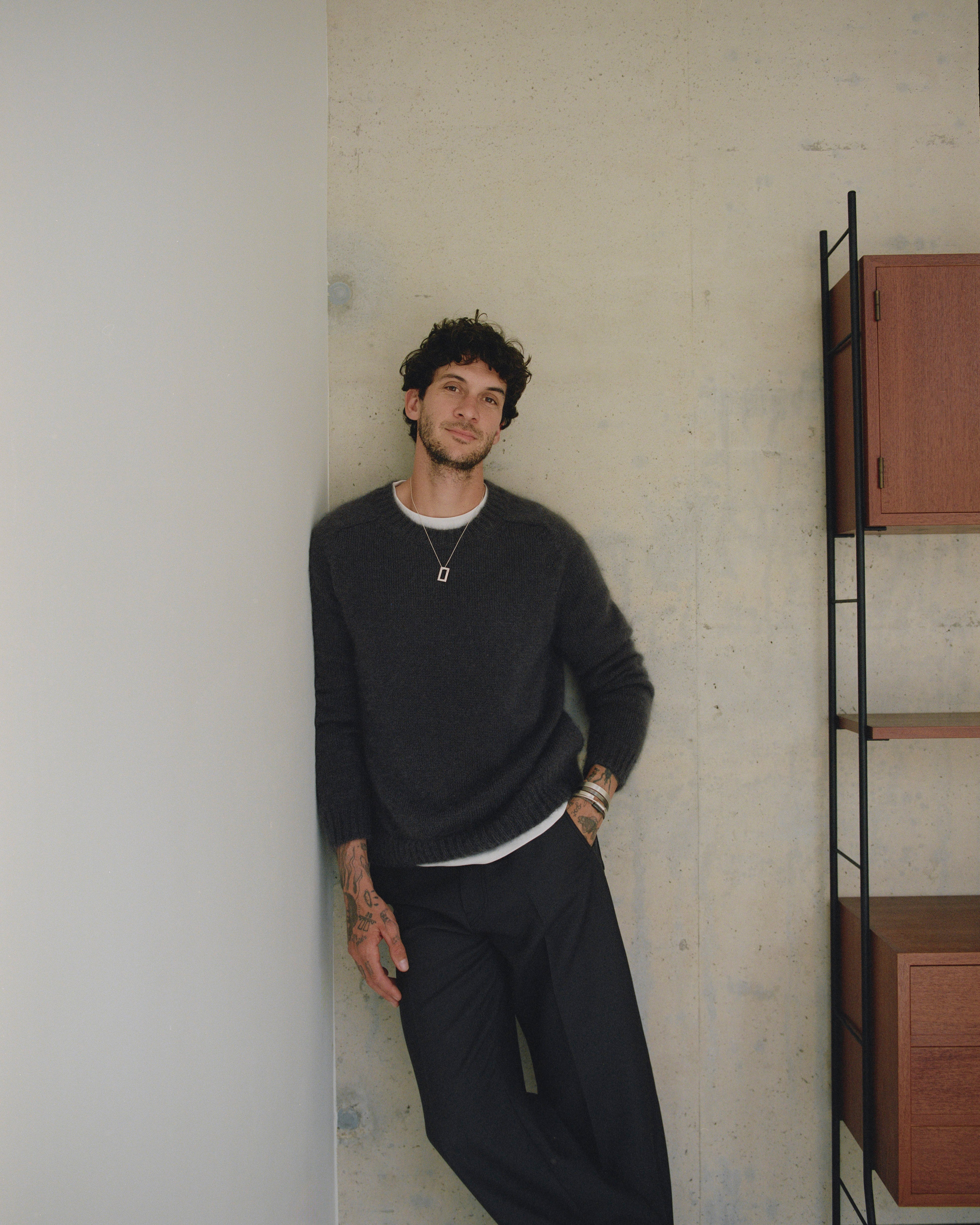 Tom Wood Gold Ice Huggies | Stattics - Mens Designer Jewellery